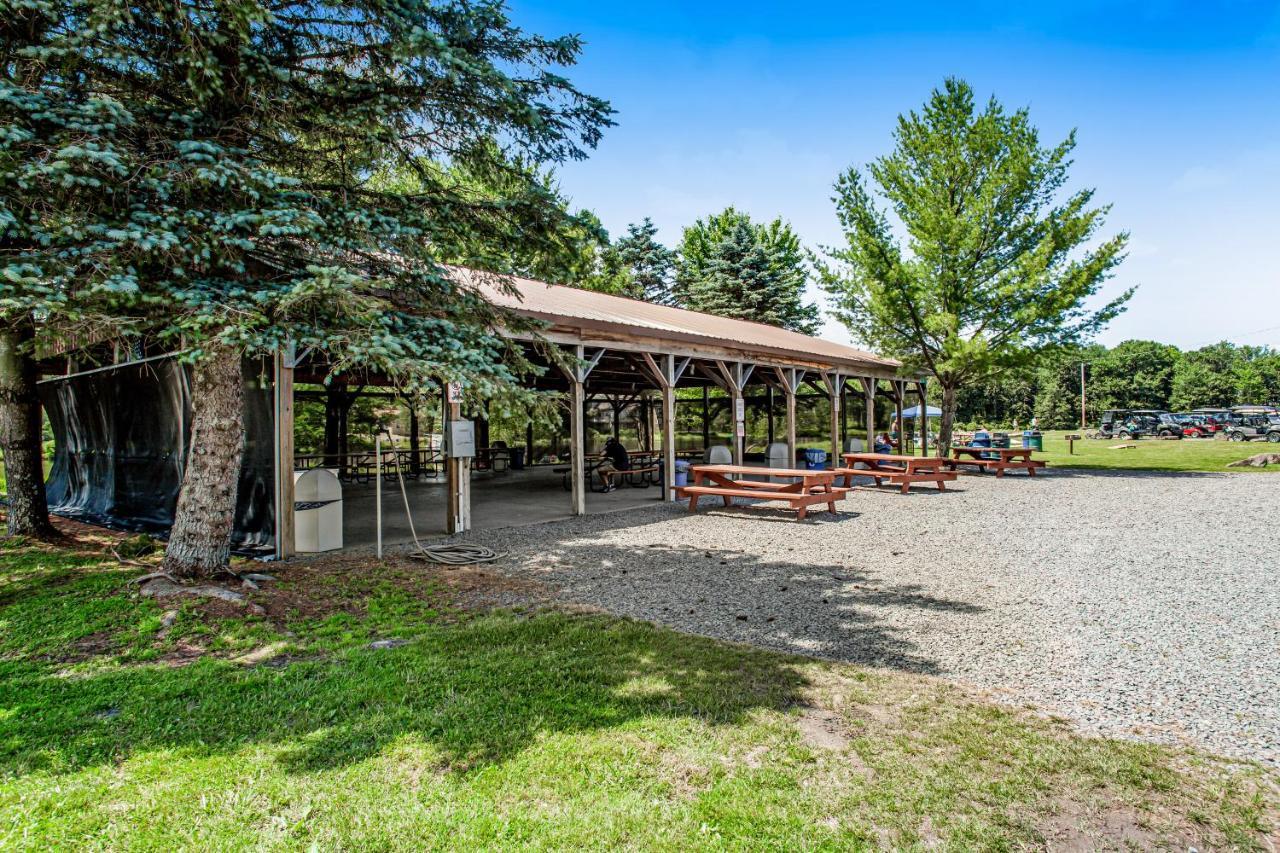 Friendship Lodge Pocono Lake Dış mekan fotoğraf